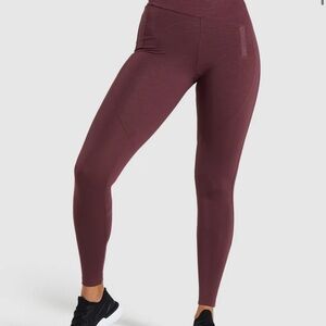 Gymshark Lustre Leggings Women’s XS Winter Berry V Front Compression